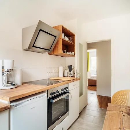 Bodeapartment 1-4 *