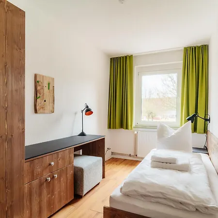 Bodeapartment 1-4 * Elend