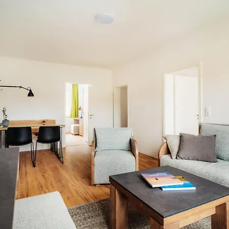Bodeapartment 1-4 *